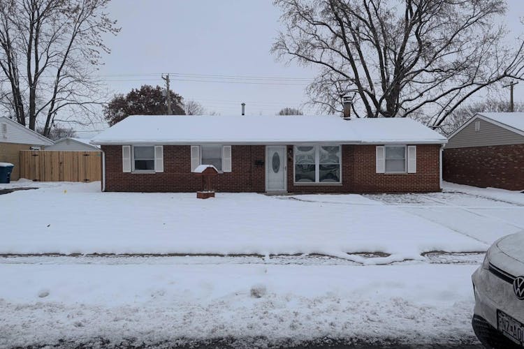 2449 Saint Clair Avenue Granite City, IL 62040, Madison County