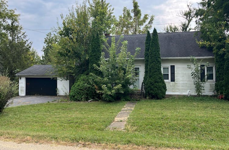 210 W Washington St Magnolia, IL 61336, Putnam County