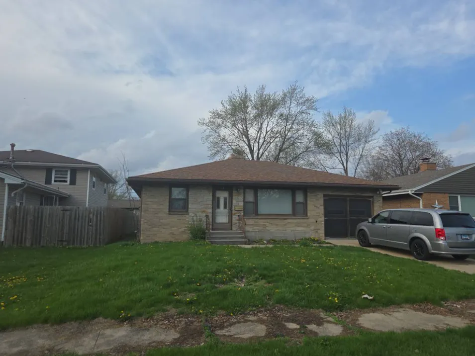 708 West 11th Street Sterling, IL 61081, Whiteside County