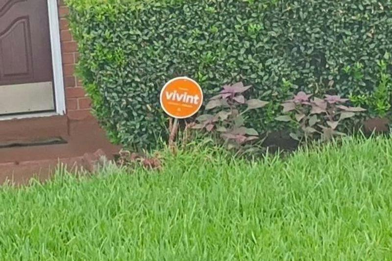 Kingsway Dr, Gretna, LA 70056