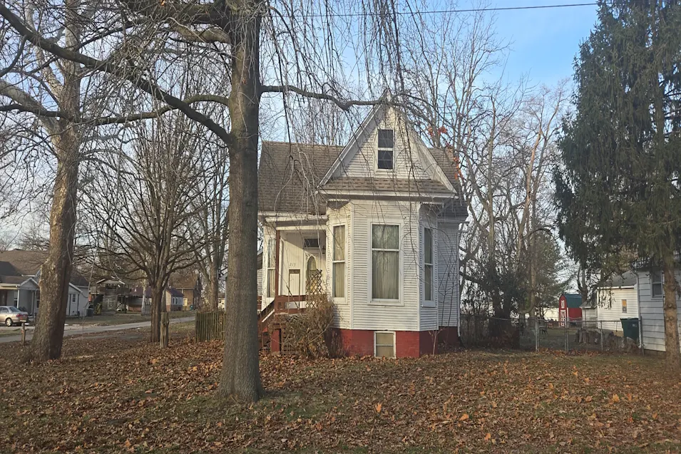 213 N Broadway St Niantic, IL 62551, Macon County