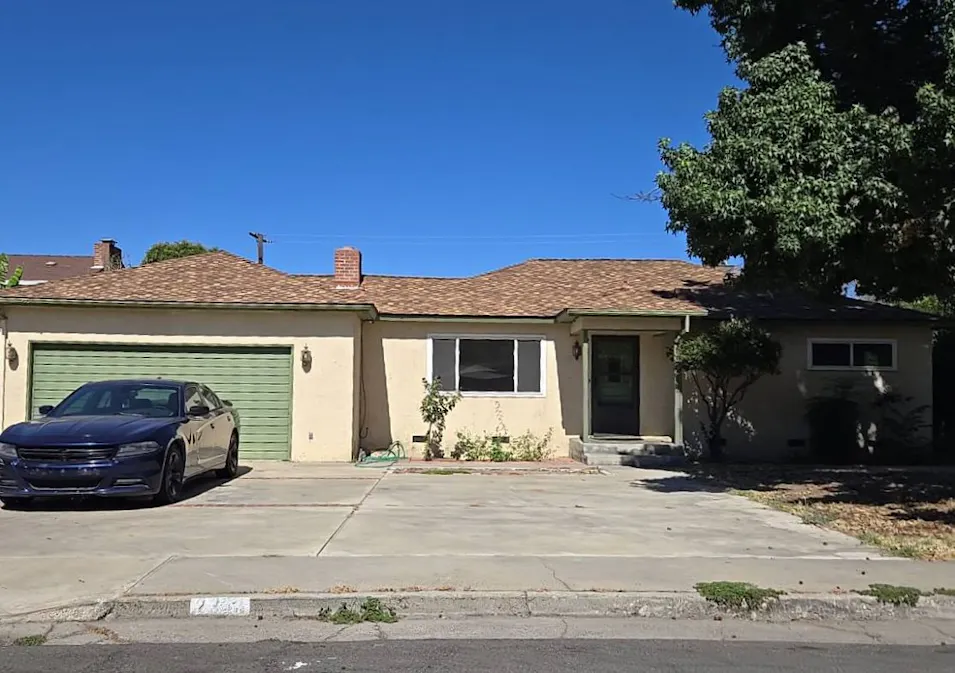 2327s Garden St Visalia, CA 93277, Tulare County