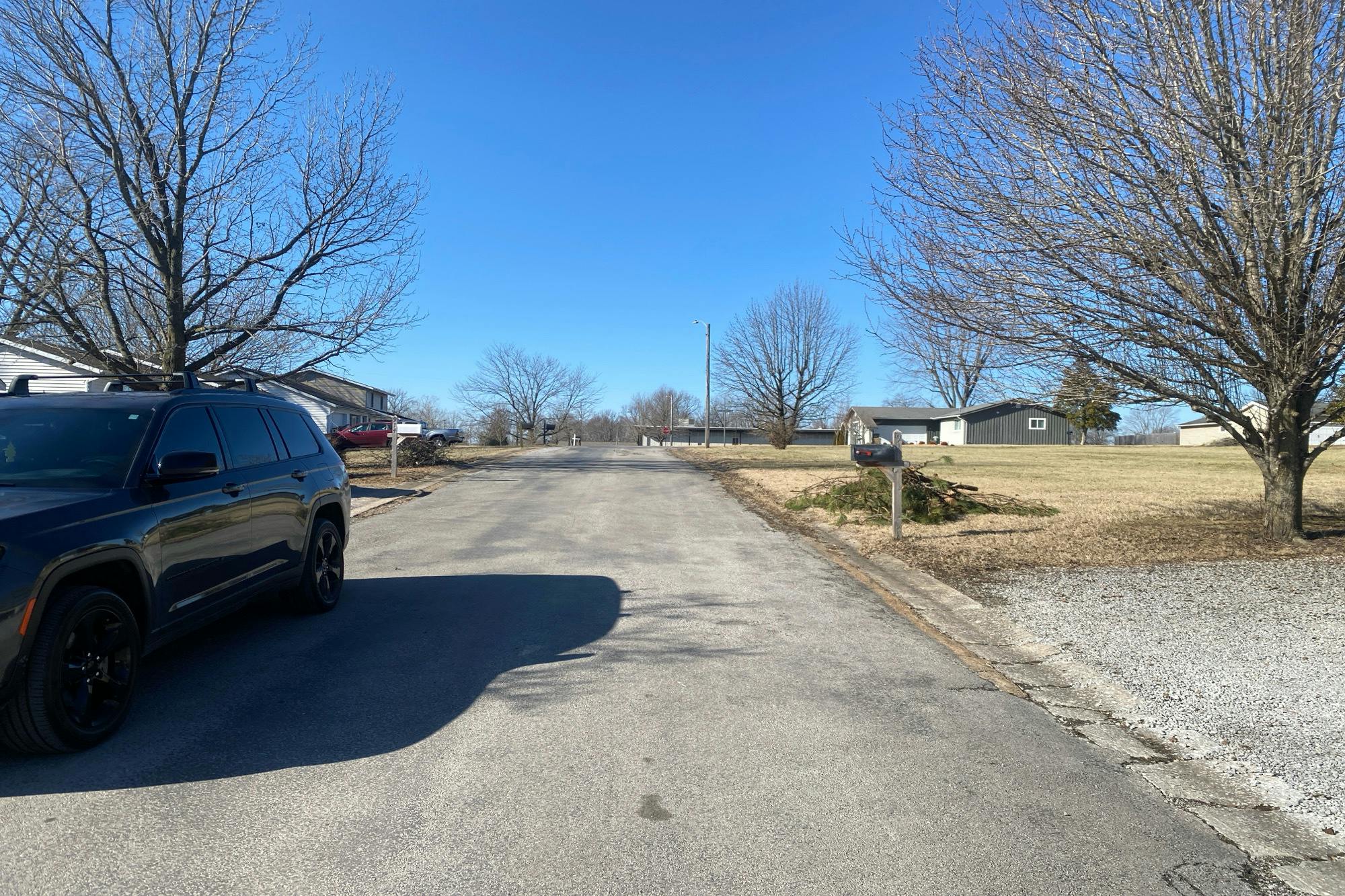 Glenn Ave, Carterville, IL 62918