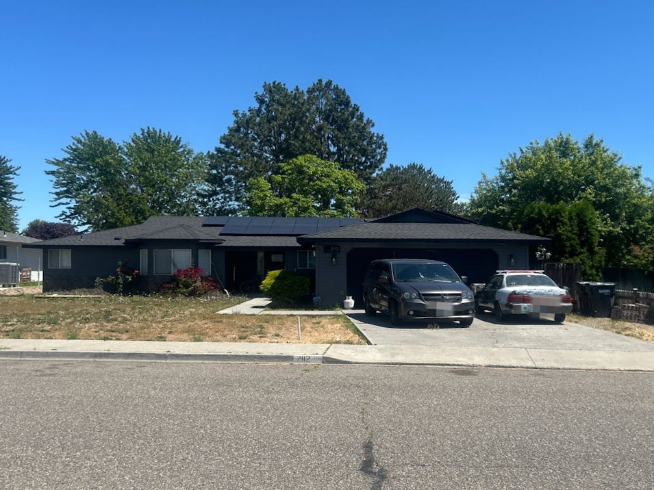 2112 Humingbird Ln West Richland, WA 99353, Benton County