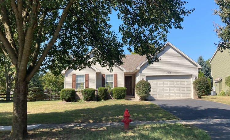 7274 Laurel Ridge Dr. Whitehouse, OH 43571, Lucas County