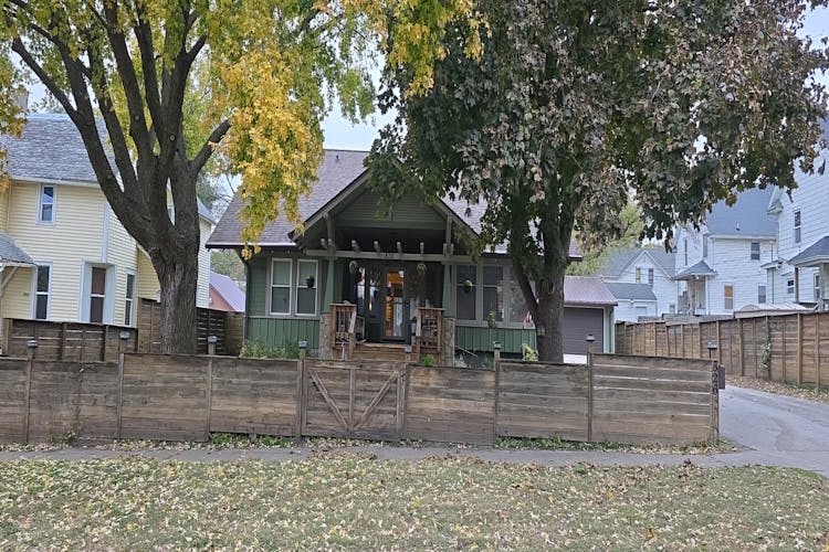826 N 6th Ave Fort Dodge, IA 50501, Webster County