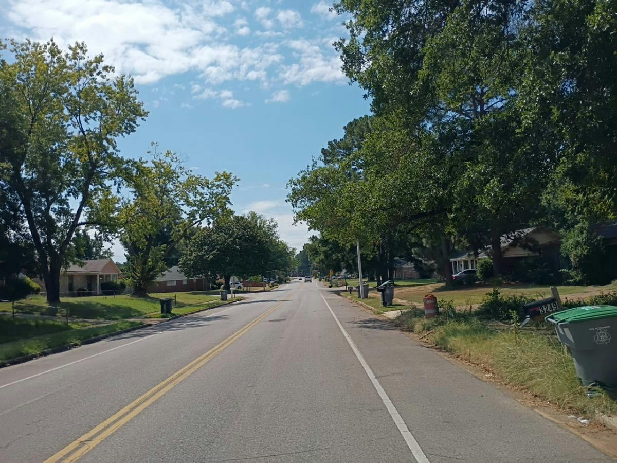 Goodlett St, Memphis, TN 38118
