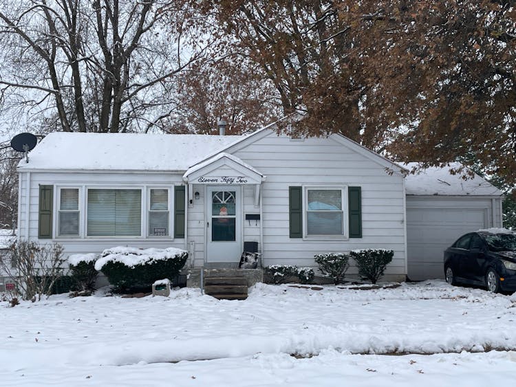 1152 Kilgore Dr Saint Louis, MO 63137, St. Louis County