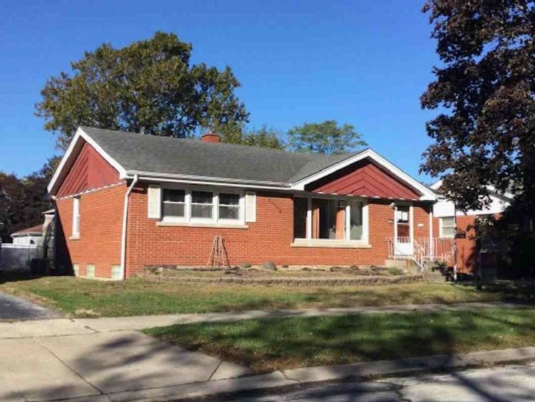 17724 Henry Street Lansing, IL 60438, Cook County