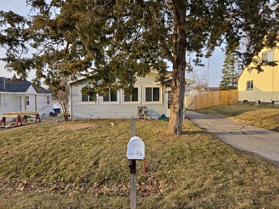 1206 Kingston Avenue Flint, MI 48507, Genesee County
