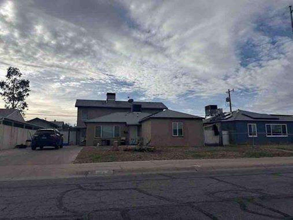 123 Elm St Henderson, NV 89015, Clark County