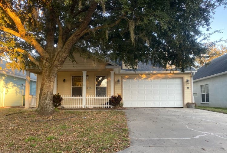 37450 Picketts Mill Ave Zephyrhills, FL 33542, Pasco County