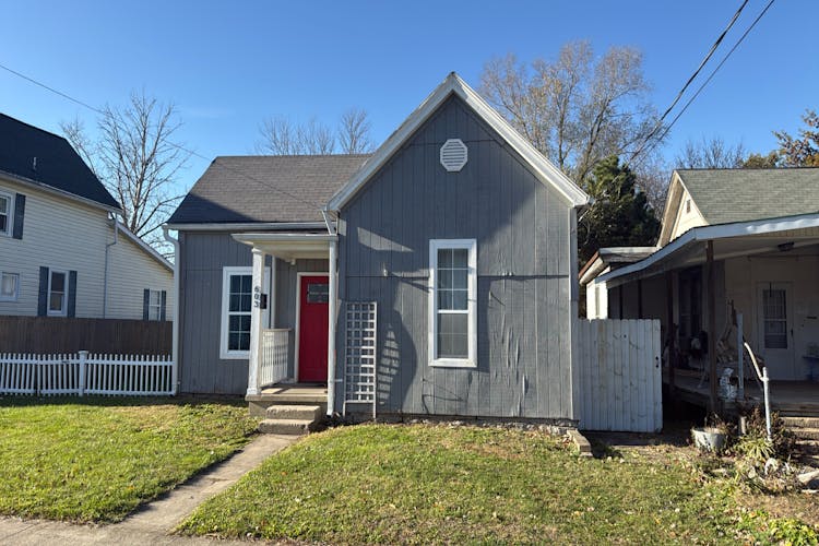 603 E Center St Blanchester, OH 45107, Clinton County