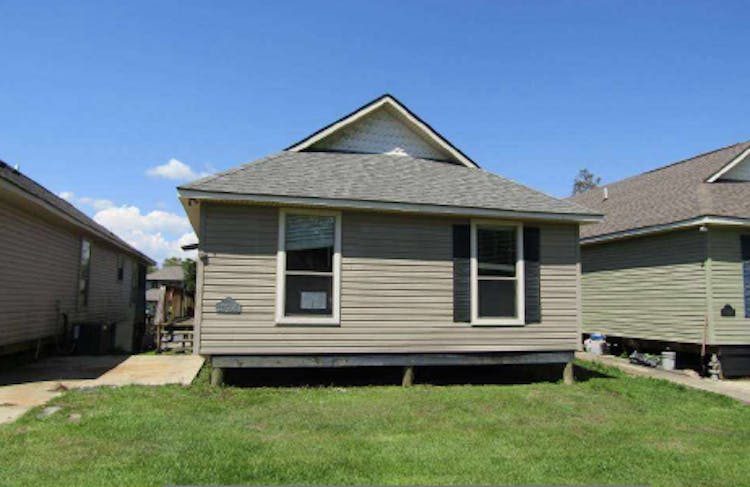 20906 Diversion Canal Rd Maurepas, LA 70449, Livingston County