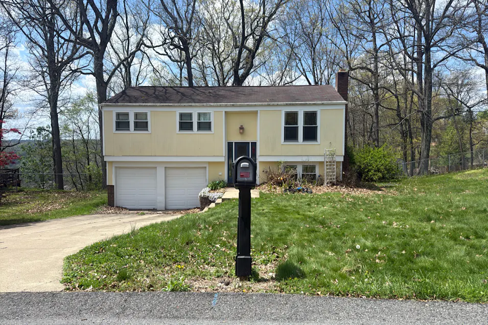 102 Colonial Drive Sewickley, PA 15143, Allegheny County
