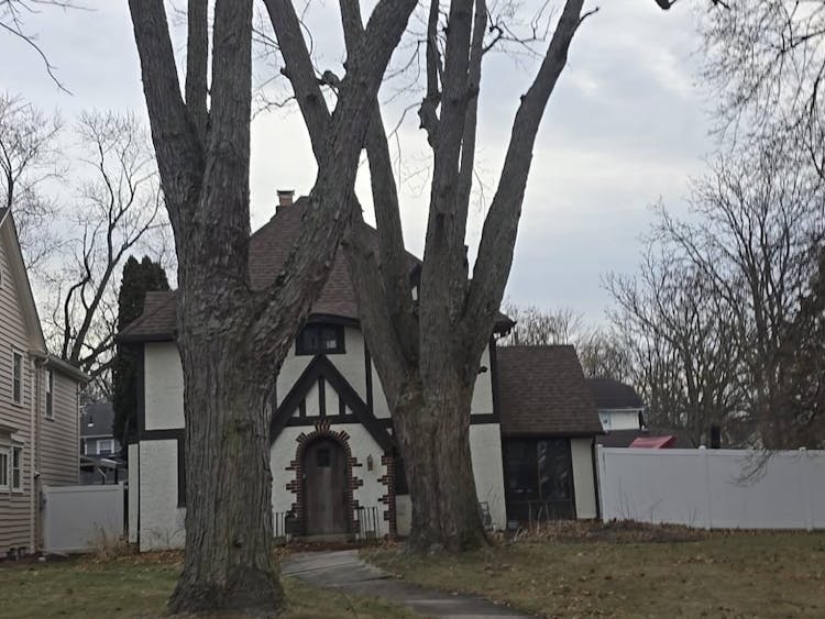 2767 Bradford Drive Toledo, OH 43614, Lucas County