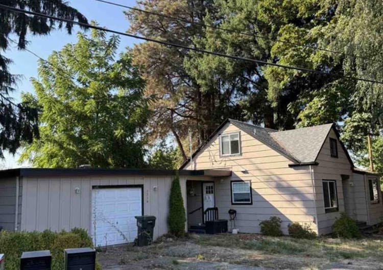 5714 108th Ave Ct E Puyallup, WA 98372, Pierce County