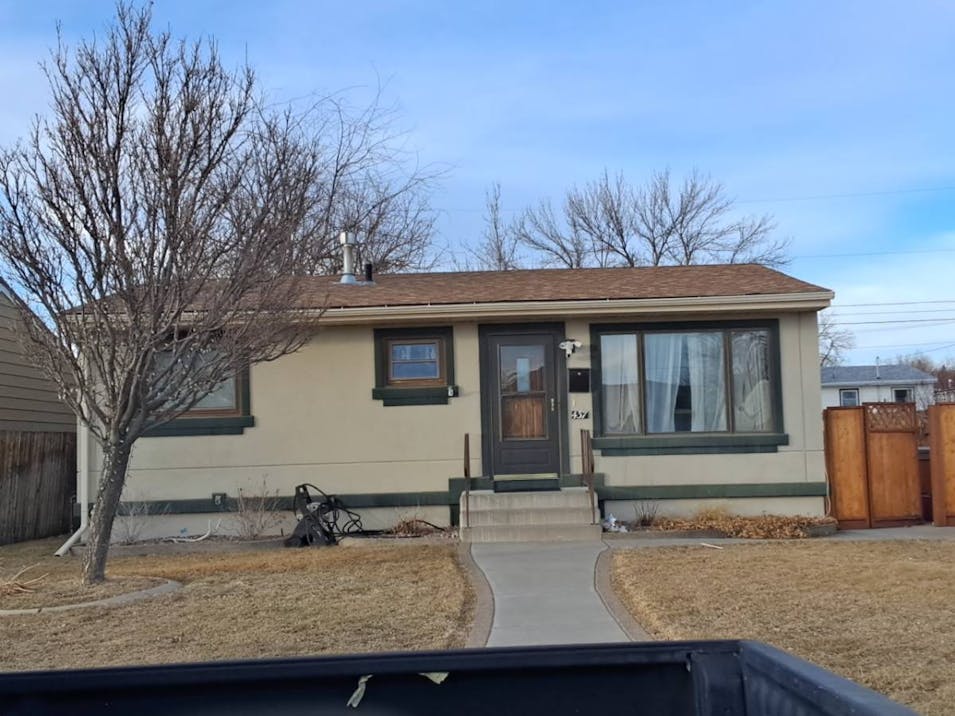 437 24th Ave NE Great Falls, MT 59404, Cascade County