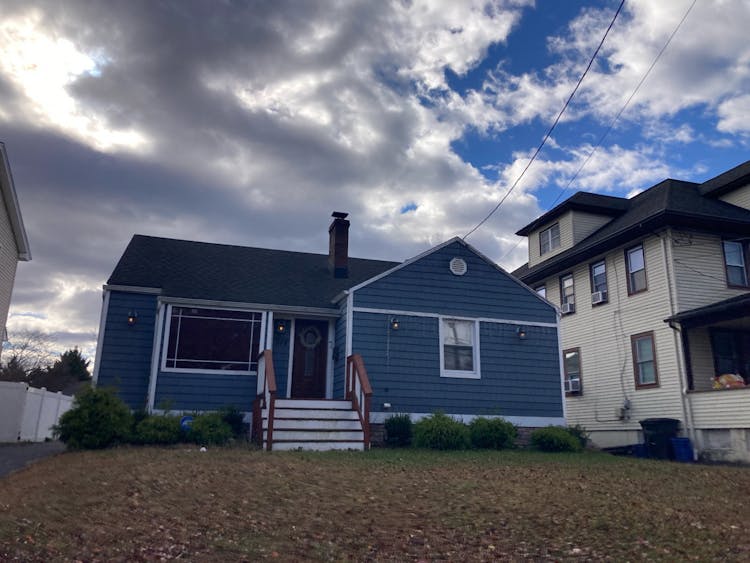 246 W Franklin St Bound Brook, NJ 08805, Somerset County