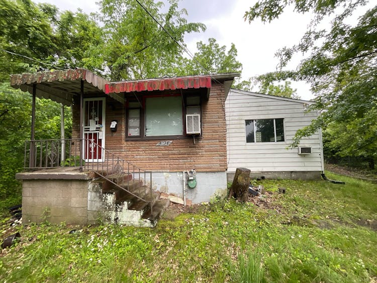 3116 Mary St West Mifflin, PA 15122, Allegheny County