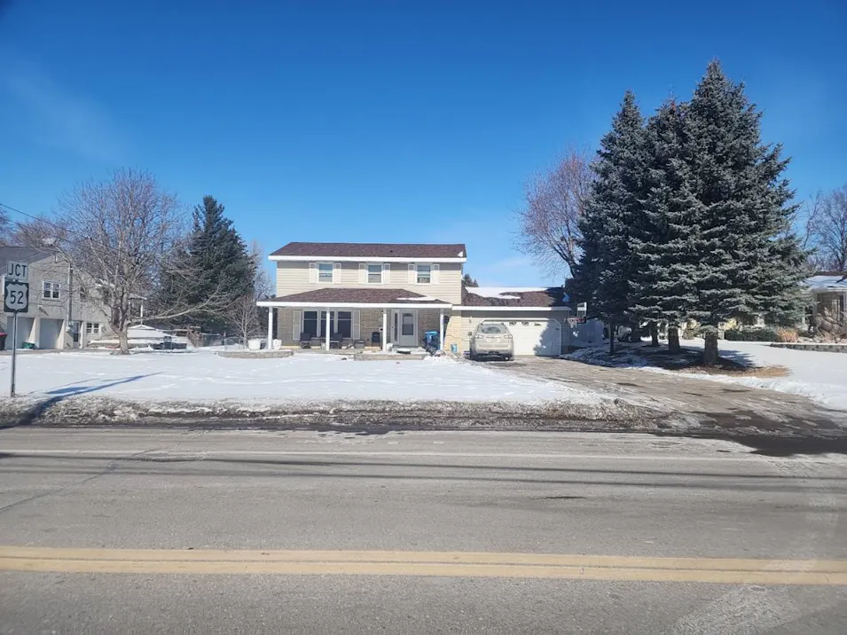 2126 Wentworth Ave South Saint Paul, MN 55075, Dakota County
