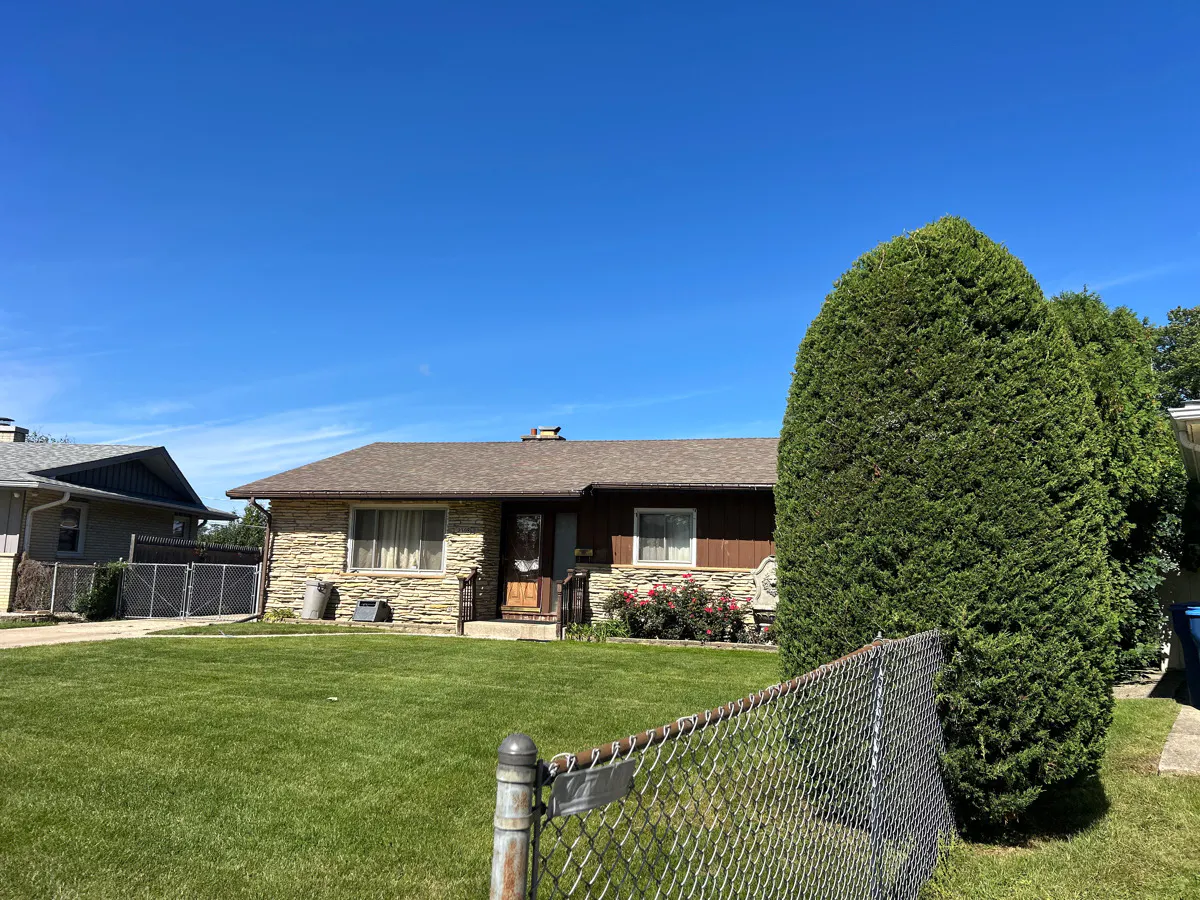 Atlantic Ave, Waukegan, IL 60085 #1
