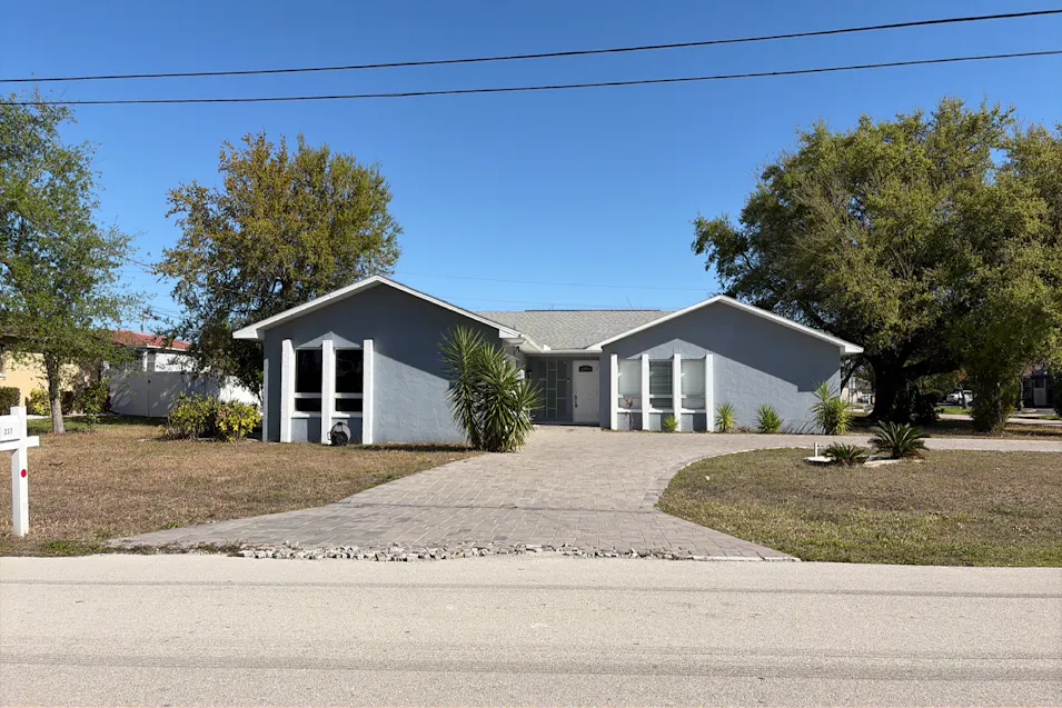 237 Santa Monica Court Cape Coral, FL 33904, Lee County