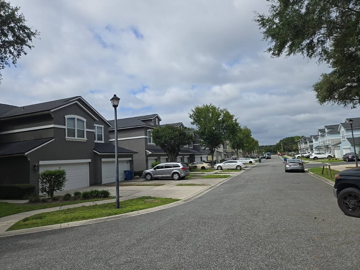 12230 Black Walnut Ct photo 4