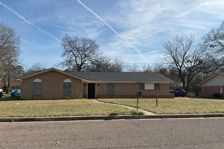 1206 Webster St Longview, TX 75602, Gregg County