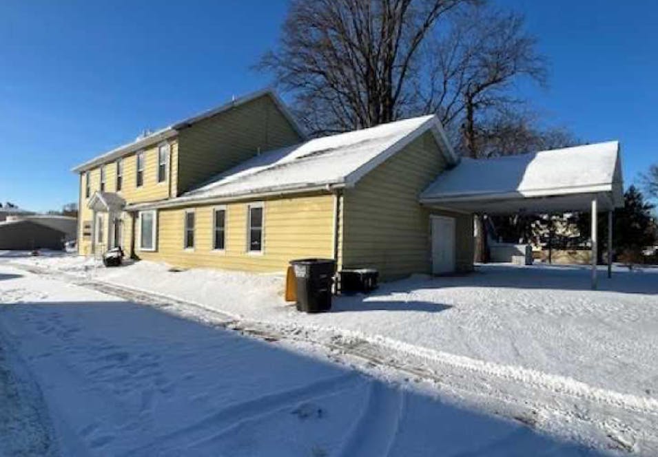 101 N Lincoln Street Lake Crystal, MN 56055, Blue Earth County