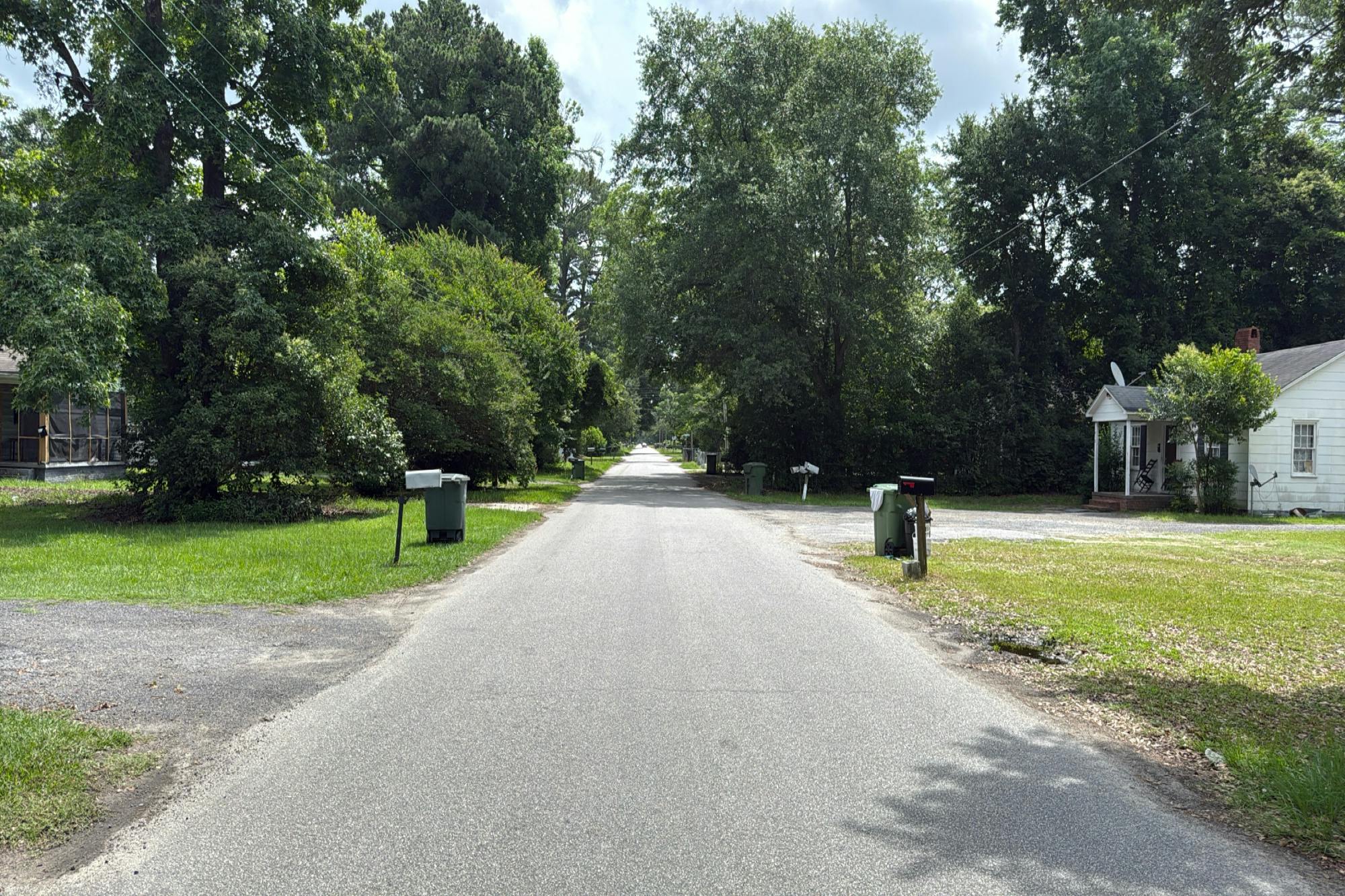 Waverly Ave, Florence, SC 29501