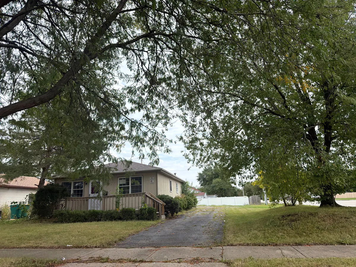Lilac Ln, Joliet, IL 60435 #1