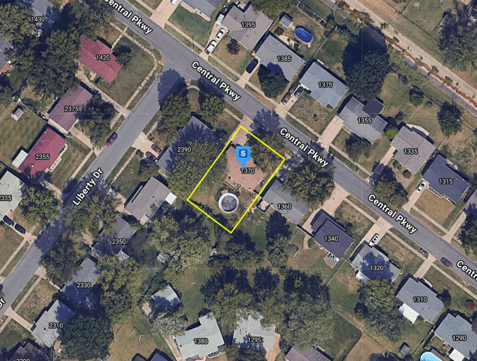 Central Pkwy, Florissant, MO 63031