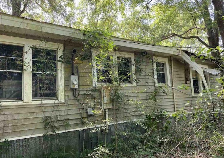 131 Geiger Rd Lucedale, MS 39452, George County