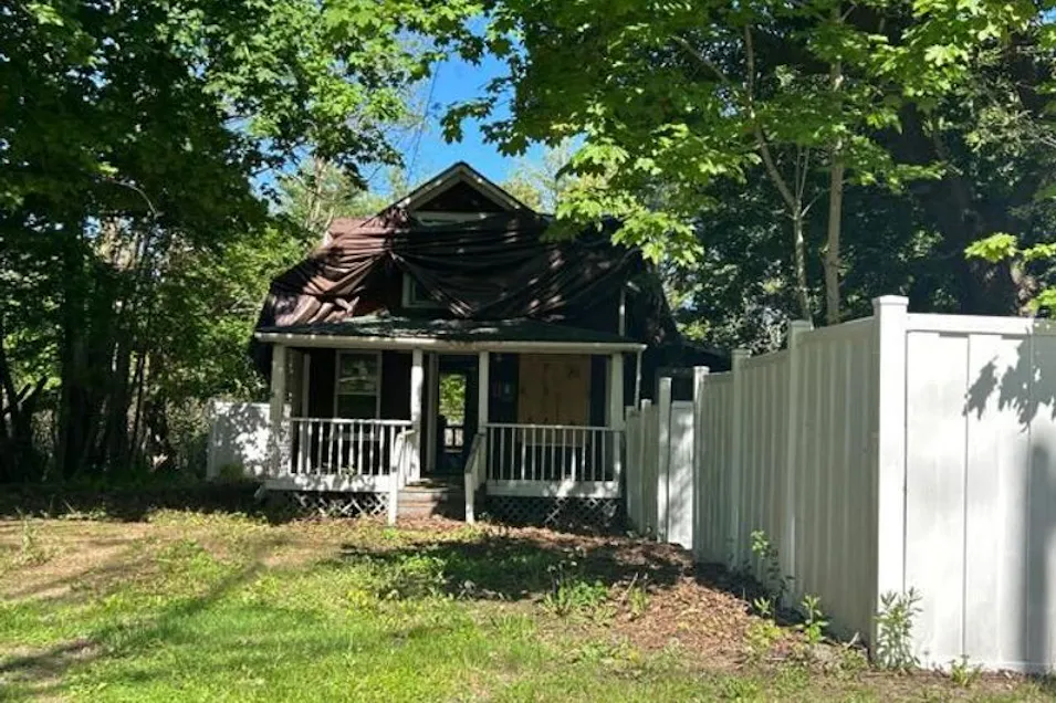 195 Lakeview Avenue Moriah, NY 12974, Essex County
