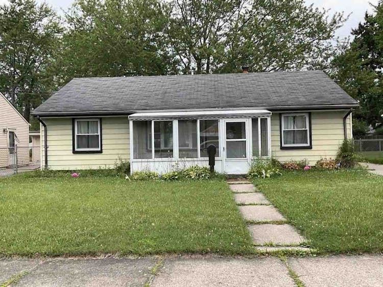 26641 Ridgemont St Roseville, MI 48066, Macomb County