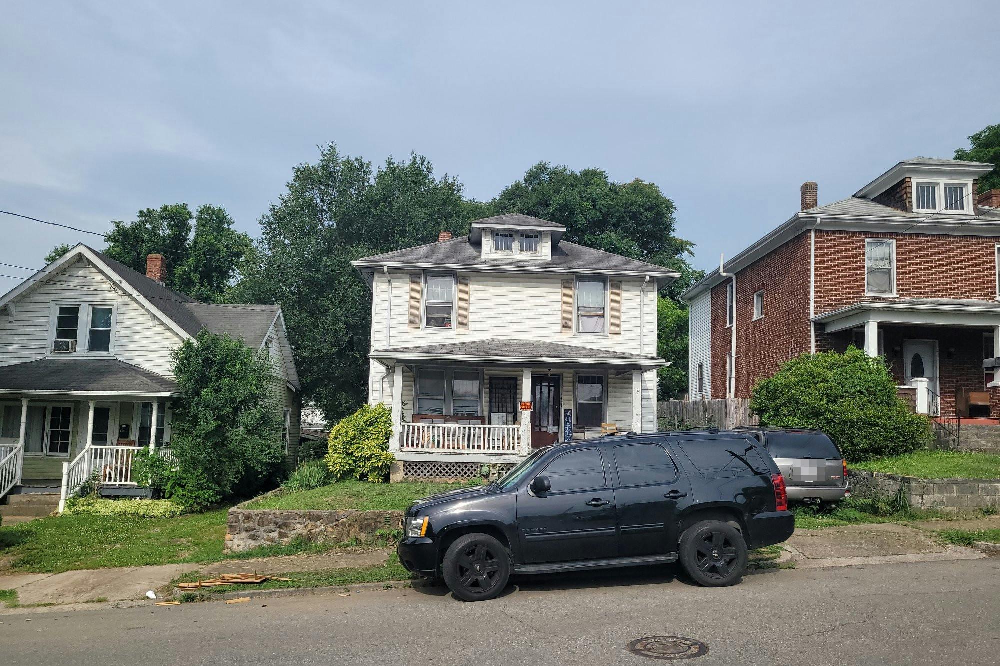 8th St, Roanoke, VA 24013