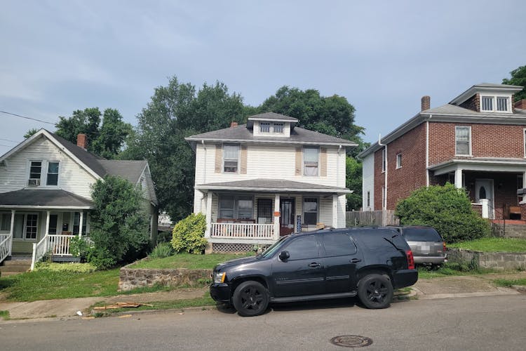 1423 Eighth Street Southeast Roanoke, VA 24013, Roanoke City County