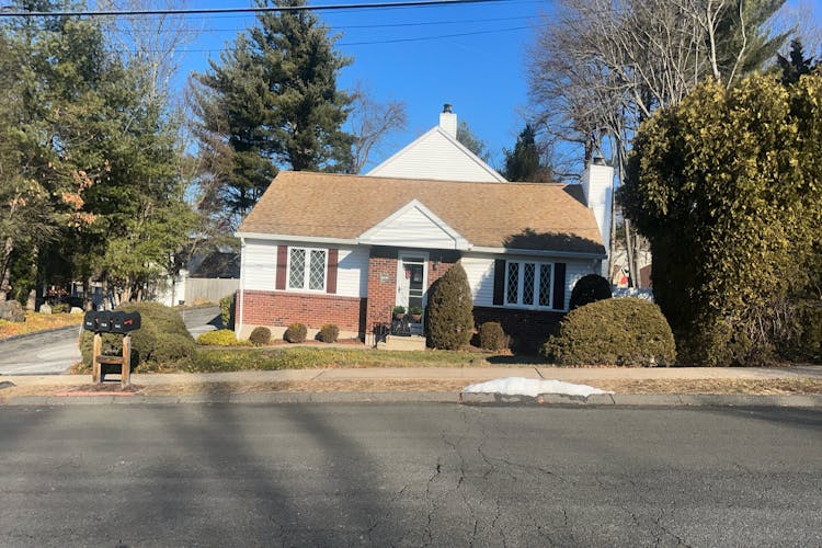 73a Rita Dr Bristol, CT 06010, Hartford County