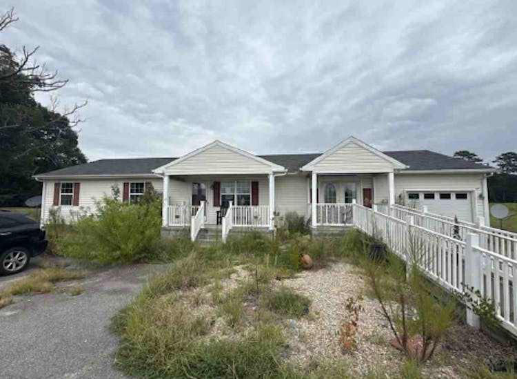 1362 Little Low Ground Road Emporia, VA 23847, Greensville County