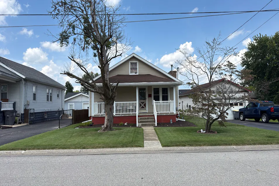 1313 Snyder Ave Seymour, IN 47274-3507, Jackson County