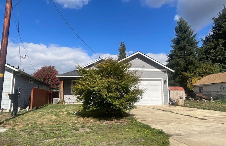 355 SE Juniper St Mill City, OR 97360, Linn County