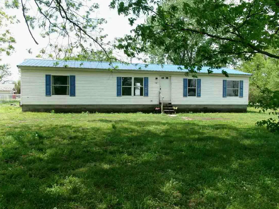 661 Missouri Ave Asbury, MO 648332, Barton County