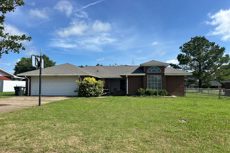 2708 Forrest Circle Durant, OK 74701, Bryan County