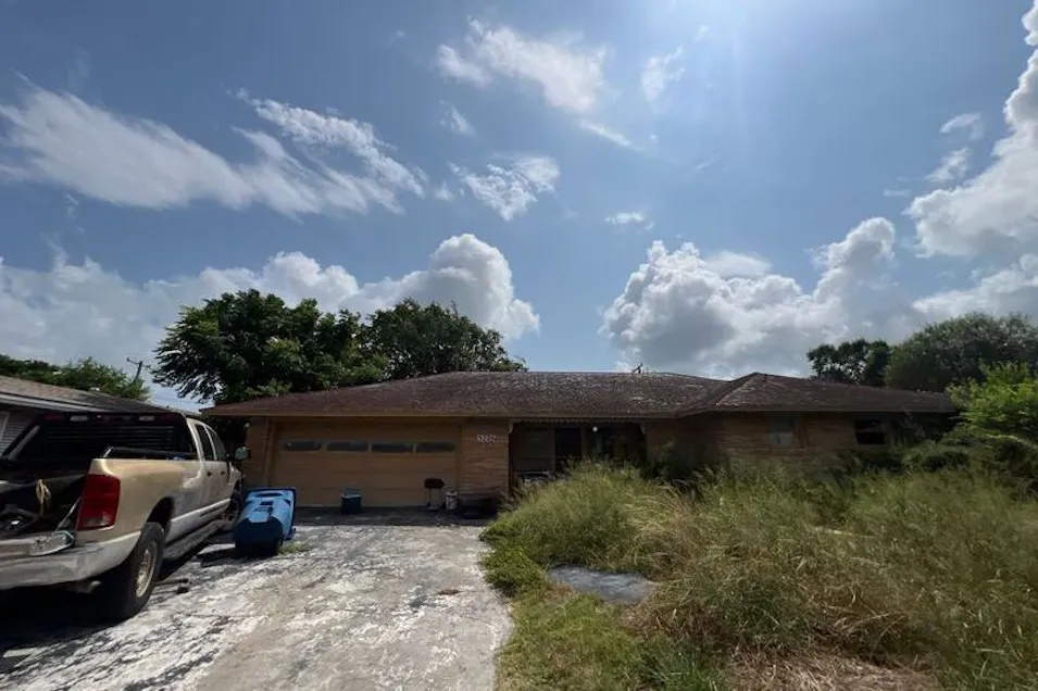 3226 Casa Blanca Drive Corpus Christi, TX 78411, Nueces County