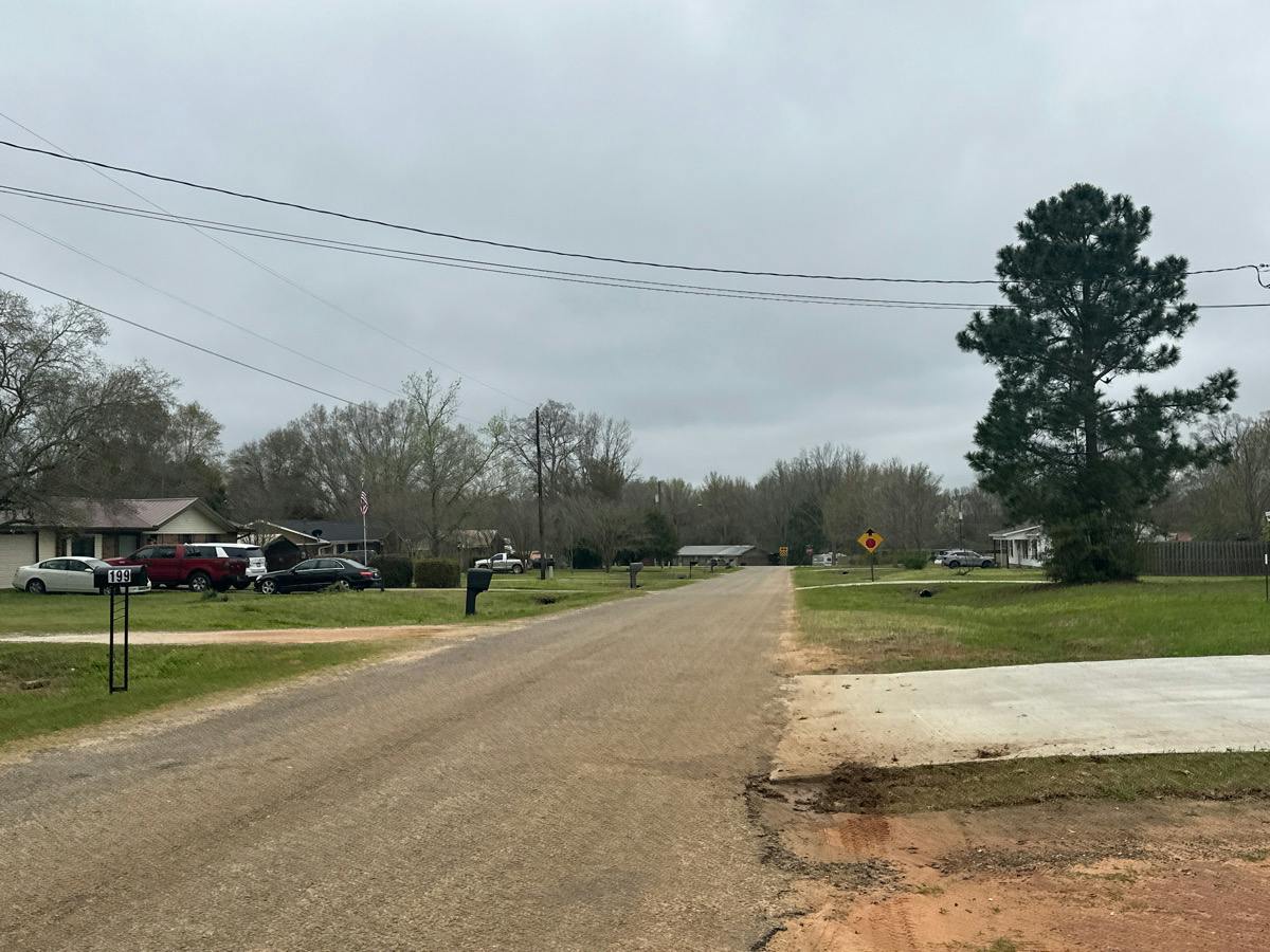 J Saunders Rd, Slocomb, AL 36375