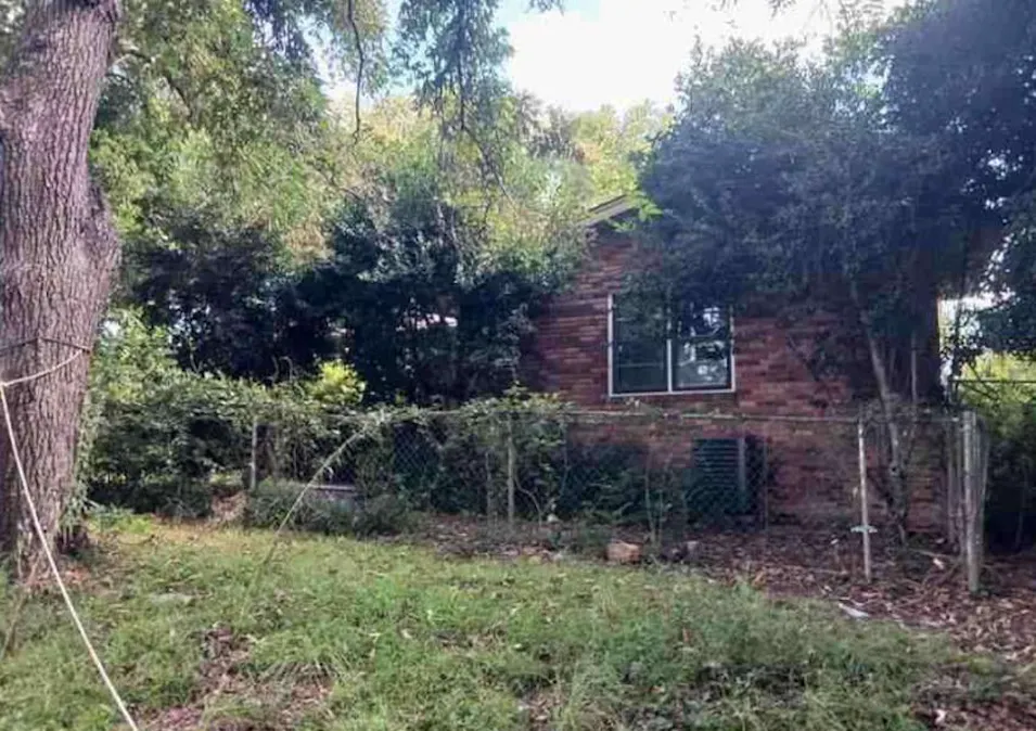 107 Archdale Dr Warner Robins, GA 31093, Houston County