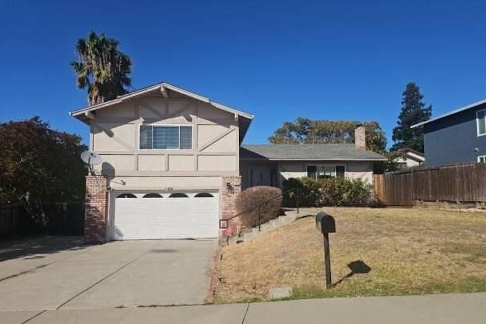 826 Gloucester St Antioch, CA 94509, Contra Costa County