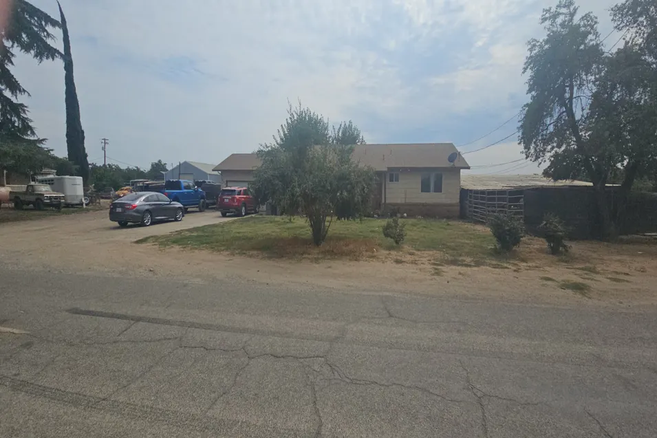520 Barry Rd Yuba City, CA 95991, Sutter County