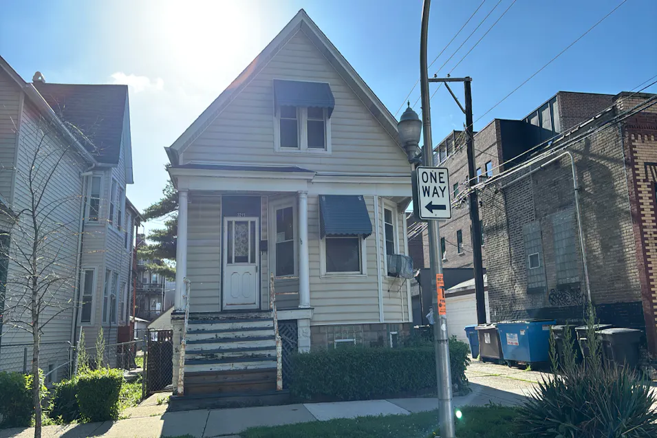3215 North Whipple Street Chicago, IL 60618, Cook County